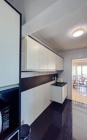 Apartamento à venda com 131m², 3 quartos e 2 vagasCozinha