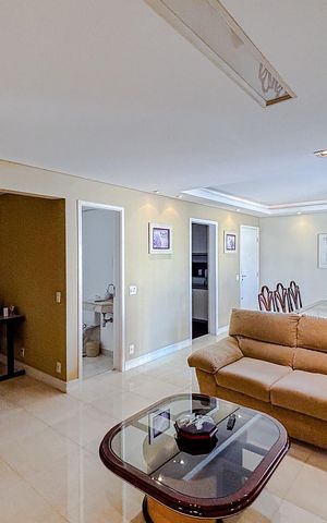 Apartamento à venda com 131m², 3 quartos e 2 vagasSala