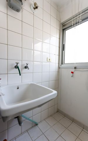 Apartamento para alugar com 55m², 2 quartos e 1 vagaÁrea de Serviço