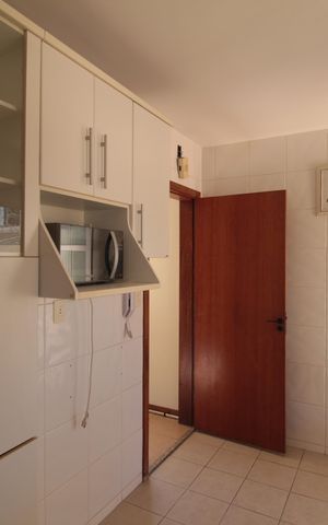 Apartamento para alugar com 79m², 2 quartos e 1 vagaCozinha