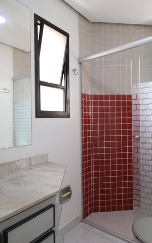 Apartamento à venda com 105m², 3 quartos e 2 vagasBanheiro da Suíte