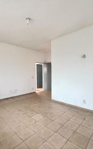 Casa à venda com 145m², 3 quartos e 3 vagas Casa à venda com 145m², 3 quartos e 3 vagasSala