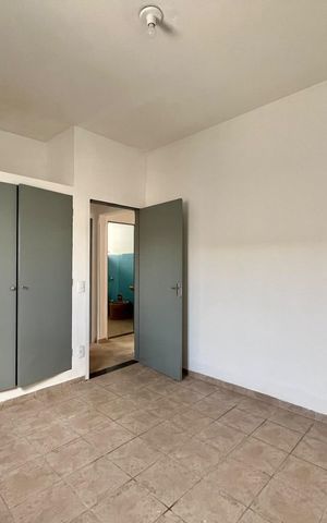 Casa à venda com 145m², 3 quartos e 3 vagas Casa à venda com 145m², 3 quartos e 3 vagasQuarto 1