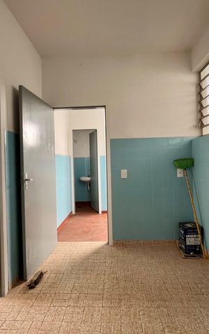 Casa à venda com 145m², 3 quartos e 3 vagas Casa à venda com 145m², 3 quartos e 3 vagasCozinha