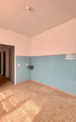 Casa à venda com 145m², 3 quartos e 3 vagas Casa à venda com 145m², 3 quartos e 3 vagasSala de Jantar