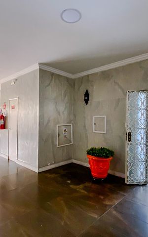 Apartamento à venda com 84m², 2 quartos e 1 vagaÁrea comum
