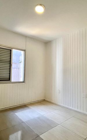 Casa à venda com 227m², 5 quartos e 2 vagas Casa à venda com 227m², 5 quartos e 2 vagasQuarto 2 Casa 1