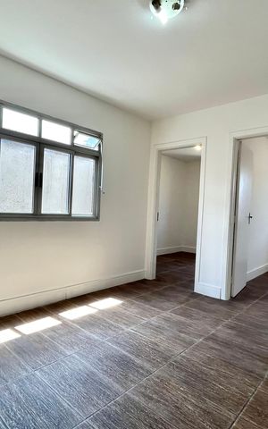 Casa à venda com 227m², 5 quartos e 2 vagas