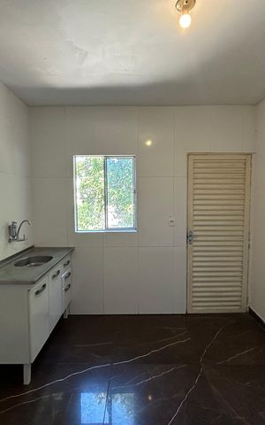 Casa para alugar com 62m², 2 quartos e sem vaga