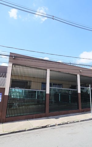 Apartamento para alugar com 50m², 2 quartos e 1 vagaÁrea comum - Fachada