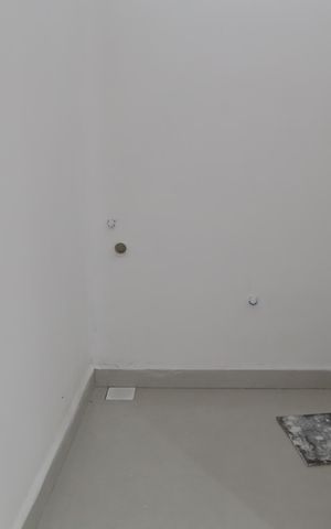 Casa para alugar com 80m², 2 quartos e 1 vaga Casa para alugar com 80m², 2 quartos e 1 vagaBanheiro
