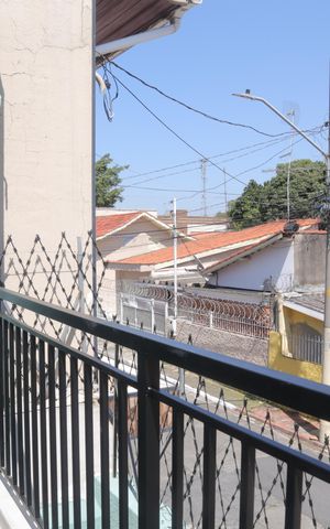 Casa para alugar com 80m², 2 quartos e 1 vaga Casa para alugar com 80m², 2 quartos e 1 vagaSacada do quarto 2