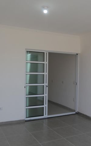 Casa para alugar com 80m², 2 quartos e 1 vaga Casa para alugar com 80m², 2 quartos e 1 vagaQuintal