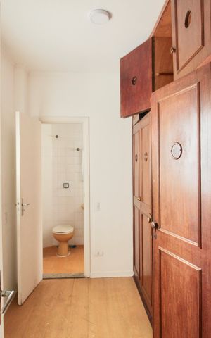 Apartamento para alugar com 195m², 3 quartos e 1 vaga Apartamento para alugar com 195m², 3 quartos e 1 vagaQuarto de Serviço