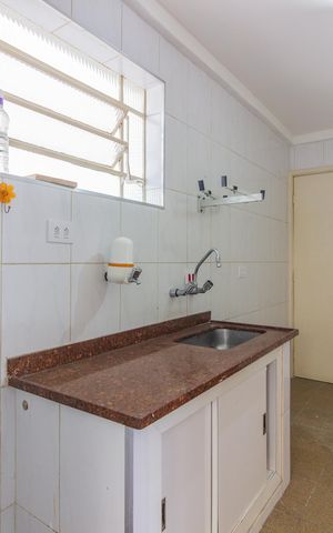 Apartamento para alugar com 85m², 2 quartos e 1 vaga Apartamento para alugar com 85m², 2 quartos e 1 vagaCozinha e Área de Serviço