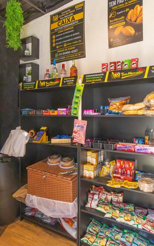 Apartamento para alugar com 45m², 2 quartos e 1 vaga Apartamento para alugar com 45m², 2 quartos e 1 vagaÁrea comum - Mini Mercado