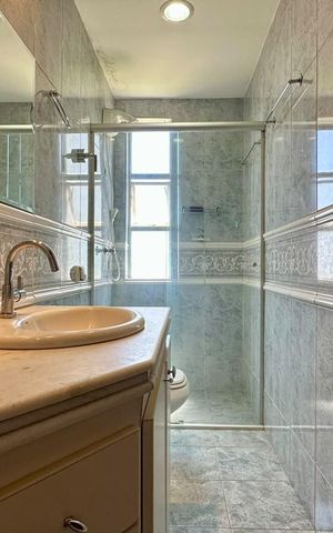 Apartamento para alugar com 117m², 3 quartos e 1 vaga Apartamento para alugar com 117m², 3 quartos e 1 vagaBanheiro Social