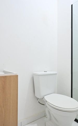 Apartamento para alugar com 28m², 1 quarto e sem vagaBanheiro da Suíte