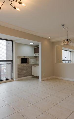 Apartamento para alugar com 95m², 3 quartos e 2 vagas Apartamento para alugar com 95m², 3 quartos e 2 vagasSala