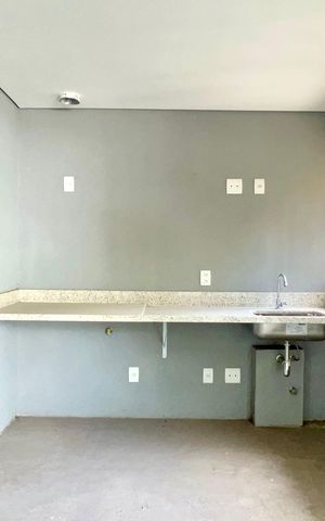 Apartamento à venda com 277m², 4 quartos e 4 vagas Apartamento à venda com 277m², 4 quartos e 4 vagasVaranda