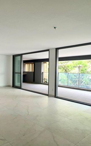 Apartamento à venda com 277m², 4 quartos e 4 vagas Apartamento à venda com 277m², 4 quartos e 4 vagasSala