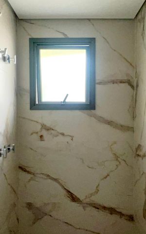 Apartamento à venda com 277m², 4 quartos e 4 vagas Apartamento à venda com 277m², 4 quartos e 4 vagasBanheiro da Suíte 3
