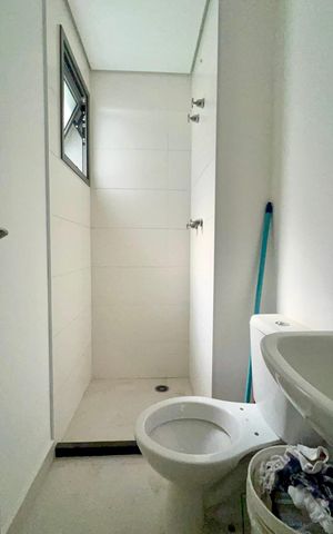 Apartamento à venda com 277m², 4 quartos e 4 vagas Apartamento à venda com 277m², 4 quartos e 4 vagasBanheiro de serviço