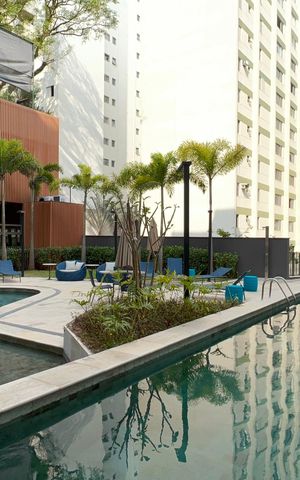 Apartamento à venda com 277m², 4 quartos e 4 vagas Apartamento à venda com 277m², 4 quartos e 4 vagasPiscina