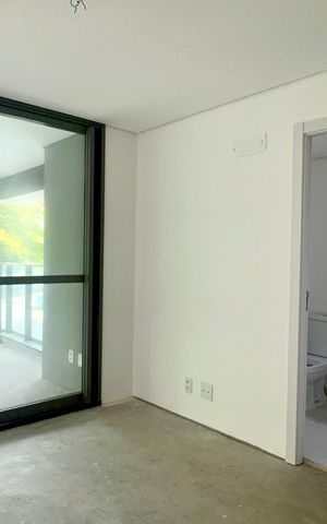 Apartamento à venda com 277m², 4 quartos e 4 vagas Apartamento à venda com 277m², 4 quartos e 4 vagasSuíte 1