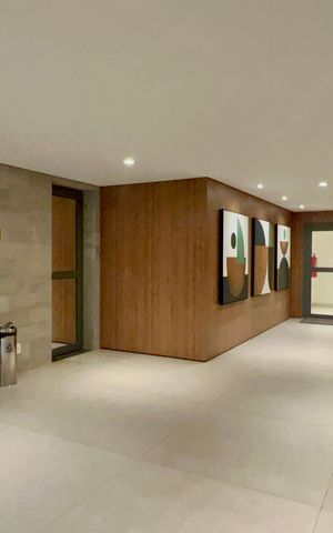 Apartamento à venda com 277m², 4 quartos e 4 vagas Apartamento à venda com 277m², 4 quartos e 4 vagasHall de entrada