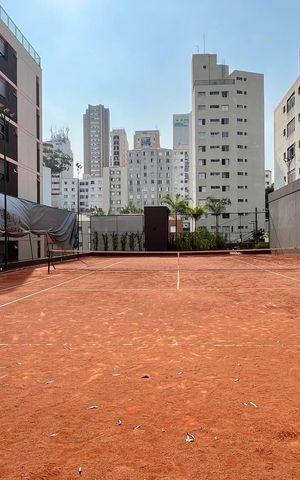 Apartamento à venda com 277m², 4 quartos e 4 vagas Apartamento à venda com 277m², 4 quartos e 4 vagasQuadra de saibro