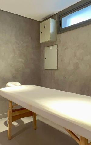 Apartamento à venda com 277m², 4 quartos e 4 vagas Apartamento à venda com 277m², 4 quartos e 4 vagasSpa