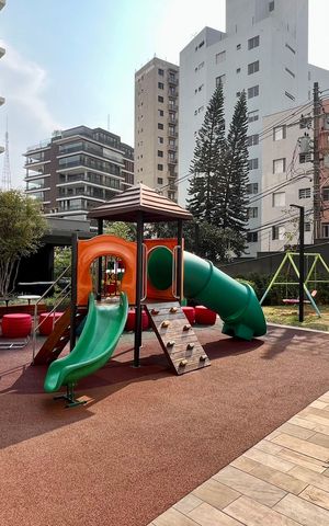 Apartamento à venda com 277m², 4 quartos e 4 vagas Apartamento à venda com 277m², 4 quartos e 4 vagasPlayground