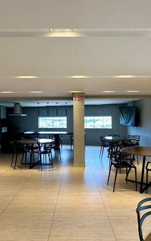 Apartamento à venda com 216m², 3 quartos e 2 vagas Apartamento à venda com 216m², 3 quartos e 2 vagasÁrea comum - Salão de festas