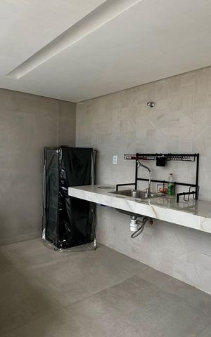 Apartamento à venda com 216m², 3 quartos e 2 vagas Apartamento à venda com 216m², 3 quartos e 2 vagasÁrea gourmet
