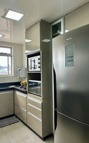 Apartamento à venda com 216m², 3 quartos e 2 vagas Apartamento à venda com 216m², 3 quartos e 2 vagascozinha
