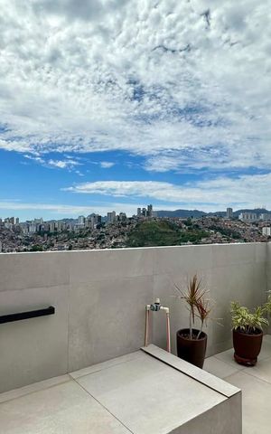 Apartamento à venda com 216m², 3 quartos e 2 vagas Apartamento à venda com 216m², 3 quartos e 2 vagasTerraço