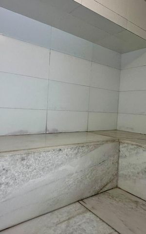 Apartamento à venda com 216m², 3 quartos e 2 vagas Apartamento à venda com 216m², 3 quartos e 2 vagassauna