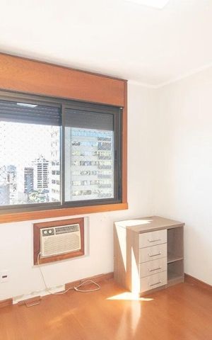 Apartamento para alugar com 100m², 3 quartos e 1 vaga Apartamento para alugar com 100m², 3 quartos e 1 vagaQuarto