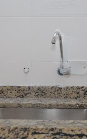 Casa para alugar com 60m², 1 quarto e 1 vaga Casa para alugar com 60m², 1 quarto e 1 vagaPia da cozinha