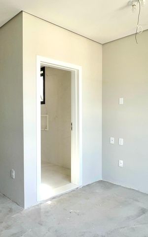 Casa à venda com 600m², 6 quartos e 4 vagas Casa à venda com 600m², 6 quartos e 4 vagasSuíte 1