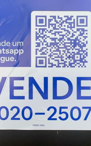 Casa à venda com 600m², 6 quartos e 4 vagas Casa à venda com 600m², 6 quartos e 4 vagasPlaca FADD-1603