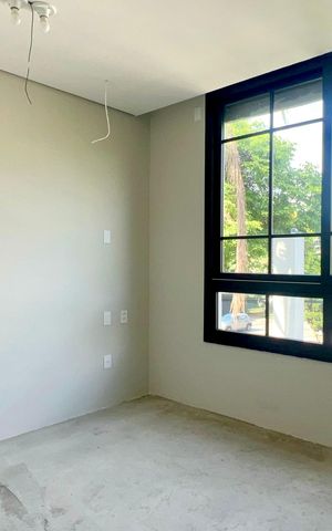 Casa à venda com 600m², 6 quartos e 4 vagas Casa à venda com 600m², 6 quartos e 4 vagasSuíte 1