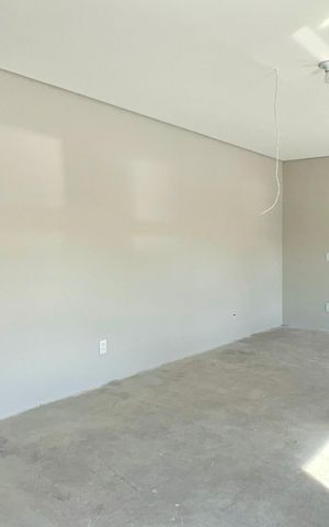 Casa à venda com 600m², 6 quartos e 4 vagas Casa à venda com 600m², 6 quartos e 4 vagasÁrea Técnica