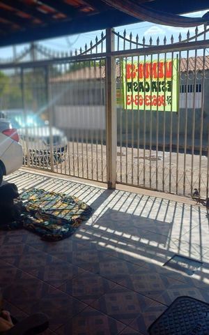 Casa à venda com 150m², 3 quartos e 2 vagas