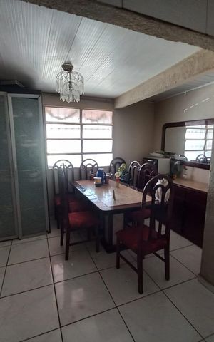 Casa à venda com 150m², 3 quartos e 2 vagas
