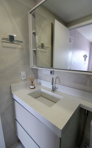 Apartamento para alugar com 60m², 2 quartos e 1 vaga Apartamento para alugar com 60m², 2 quartos e 1 vagaBanheiro do Quarto 1