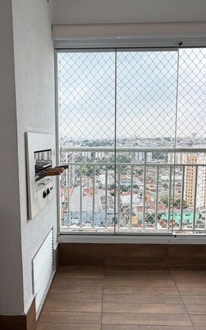 Apartamento à venda com 67m², 2 quartos e 1 vaga Apartamento à venda com 67m², 2 quartos e 1 vagaVaranda