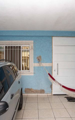 Casa à venda com 200m², 3 quartos e 2 vagasGaragem