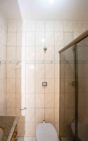 Casa à venda com 200m², 3 quartos e 2 vagasBanheiro da Suíte 2